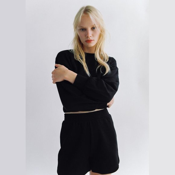 SOLD! ZARA Cropped Sweatshirt - Picture 4 of 8